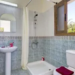 Villa Banana Grove By
