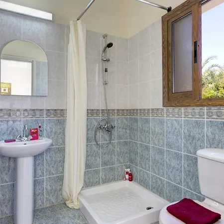 Villa Banana Grove By