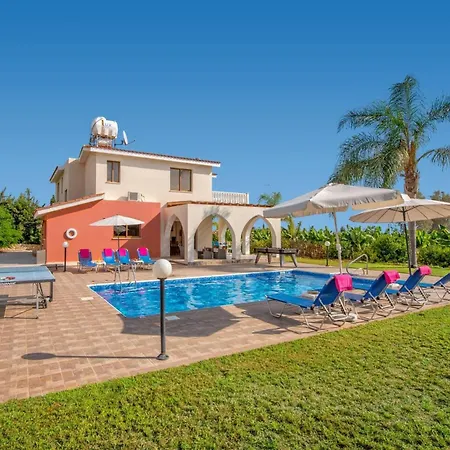 Villa Banana Grove By Peyia